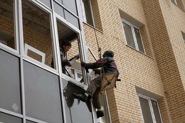 Установка остекление балконов: продажа и установка окон Куровское