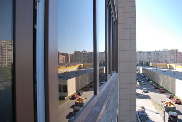 Замена остекления фасада: замена стекла фасадного остекления Куровское