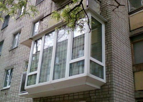 Полное остекление балкона от пола до потолка Куровское