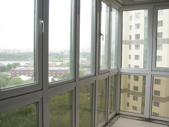 Остекление балкона в пол Куровское